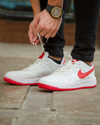 قیمت و خرید اینترنتی کفش مردانه Nike مدل Mercury (سفید قرمز)